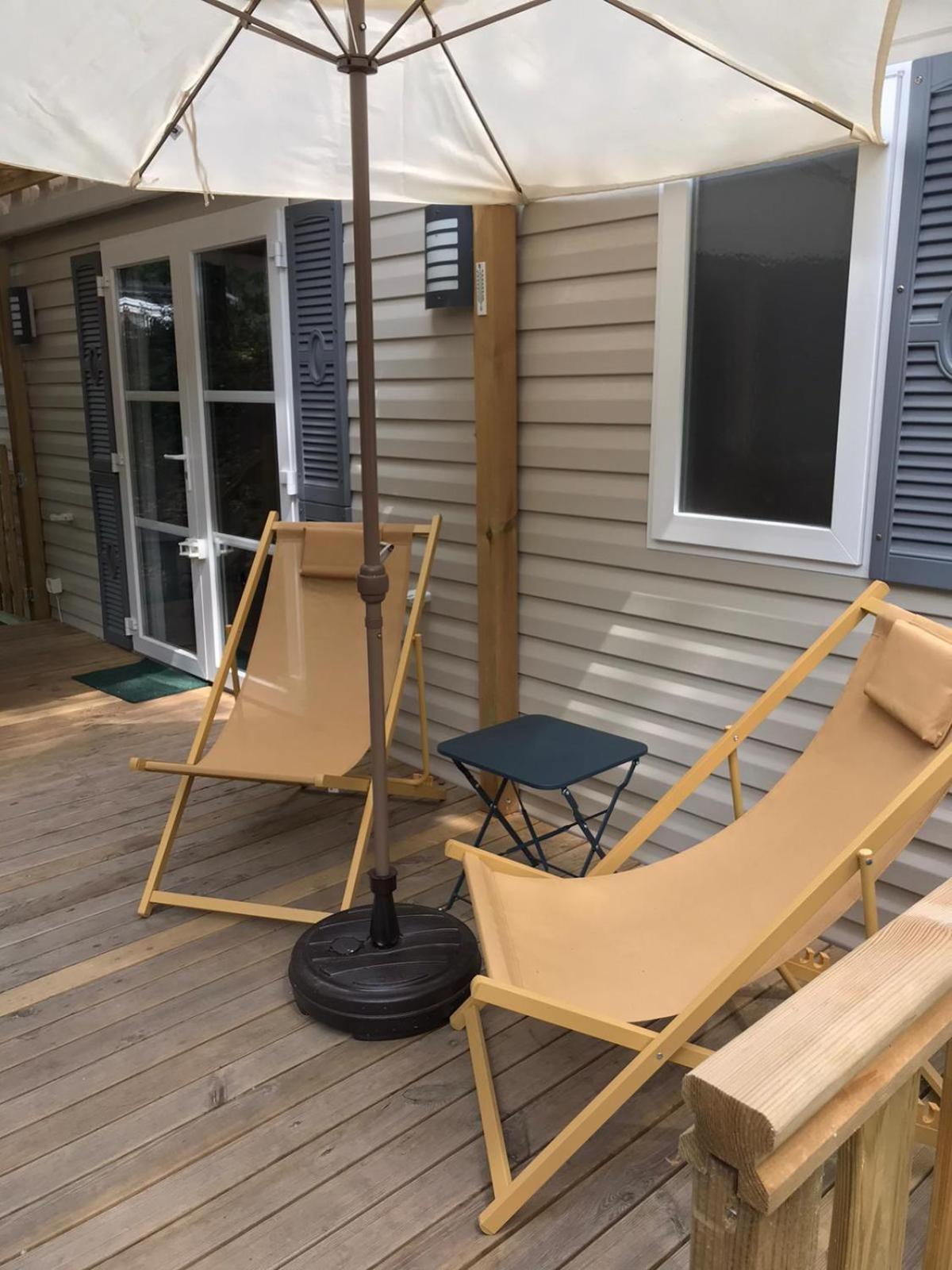 Mobil Home Tout Confort 3 Chambres Camping Les Pierres Couchees แซ็ง-เบรแว็ง-เล-แป็ง ภายนอก รูปภาพ